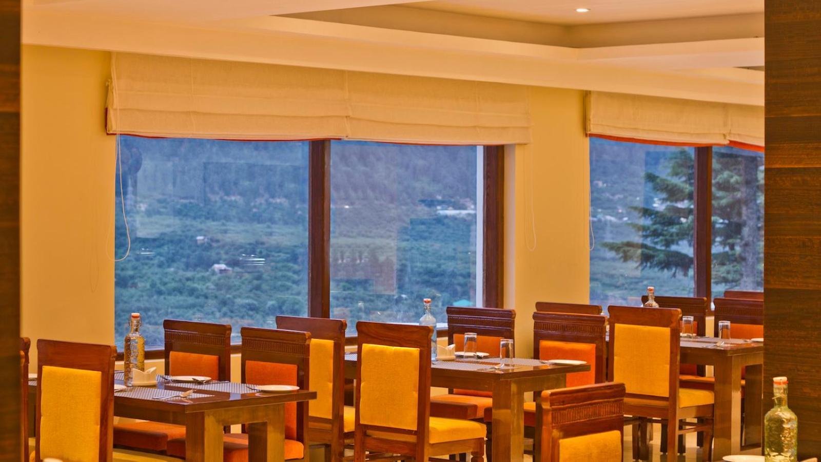 Hotel Himalayan Monal By Blueko Hotels Манали Экстерьер фото